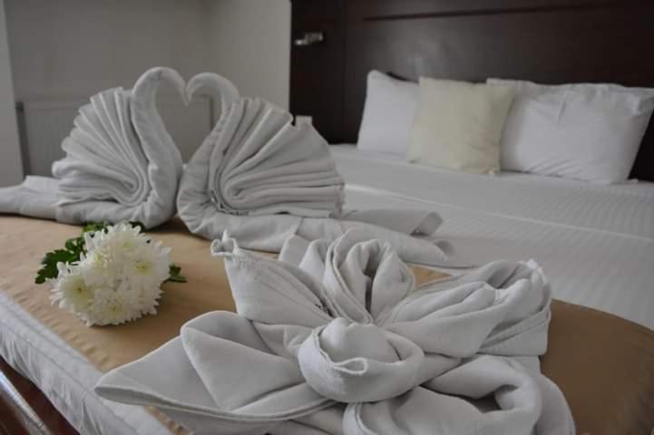 Arabella Hotel Kičevo Eksteriør billede
