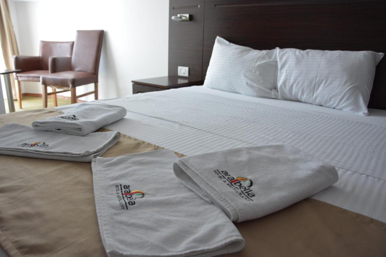 Arabella Hotel Kičevo Eksteriør billede