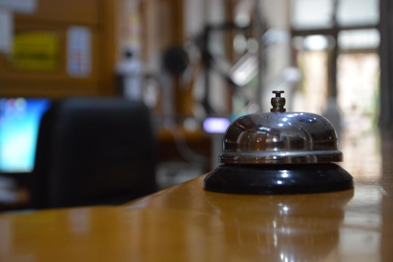 Arabella Hotel Kičevo Eksteriør billede