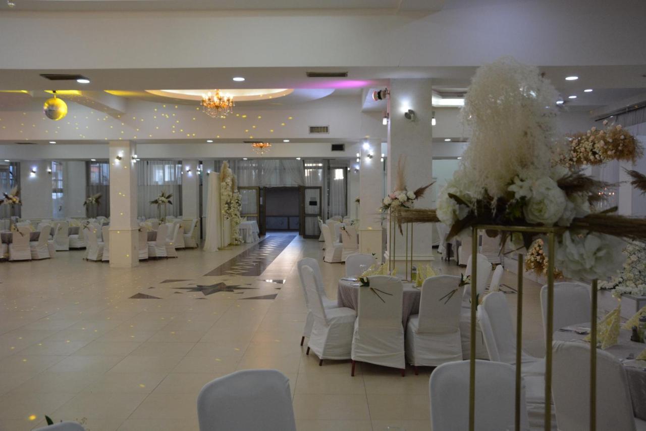 Arabella Hotel Kičevo Eksteriør billede