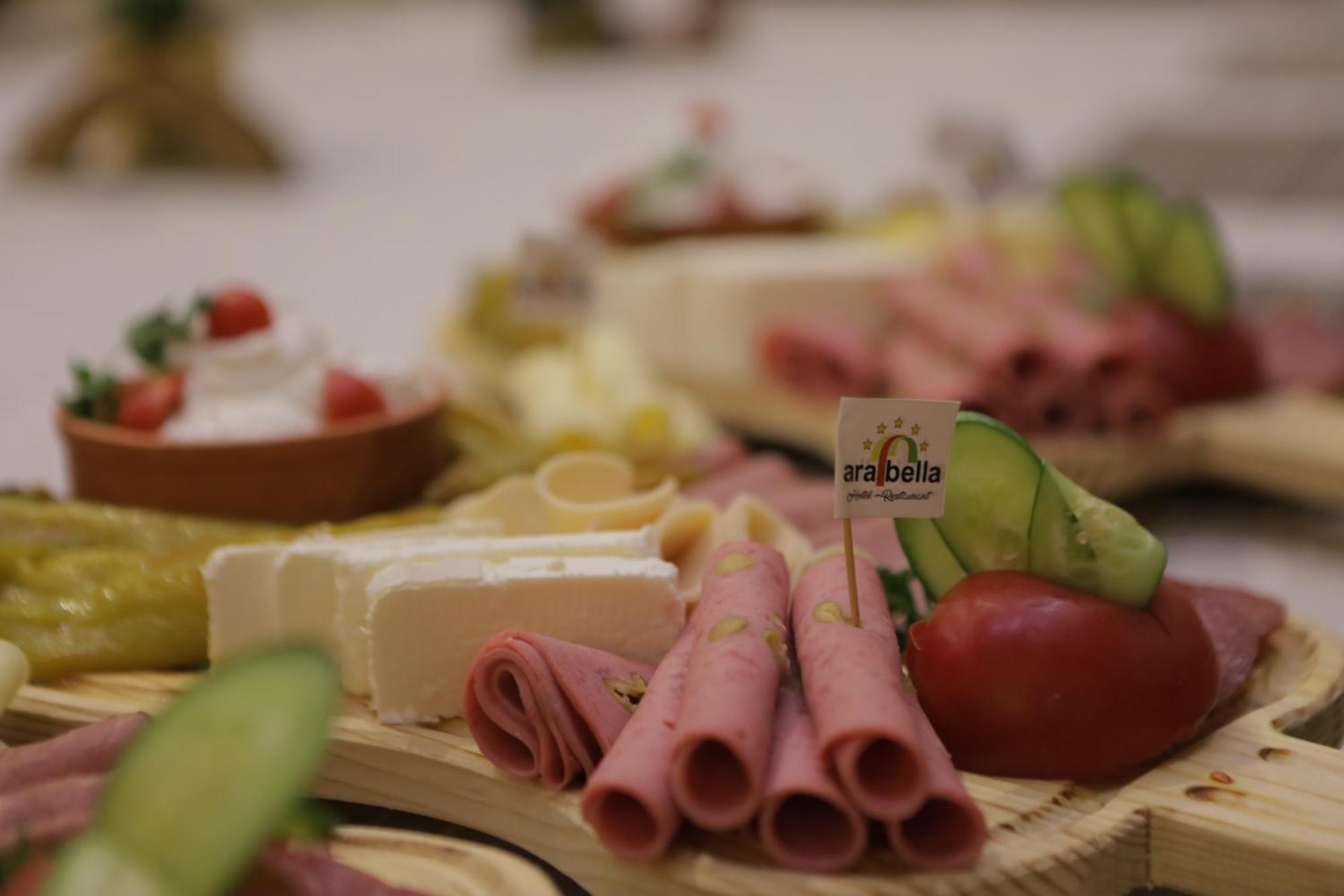 Arabella Hotel Kičevo Eksteriør billede