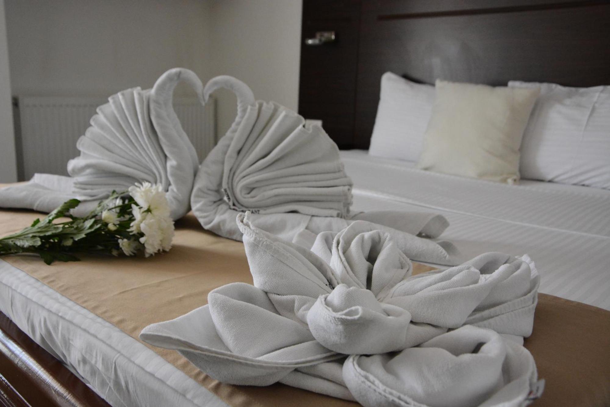 Arabella Hotel Kičevo Eksteriør billede